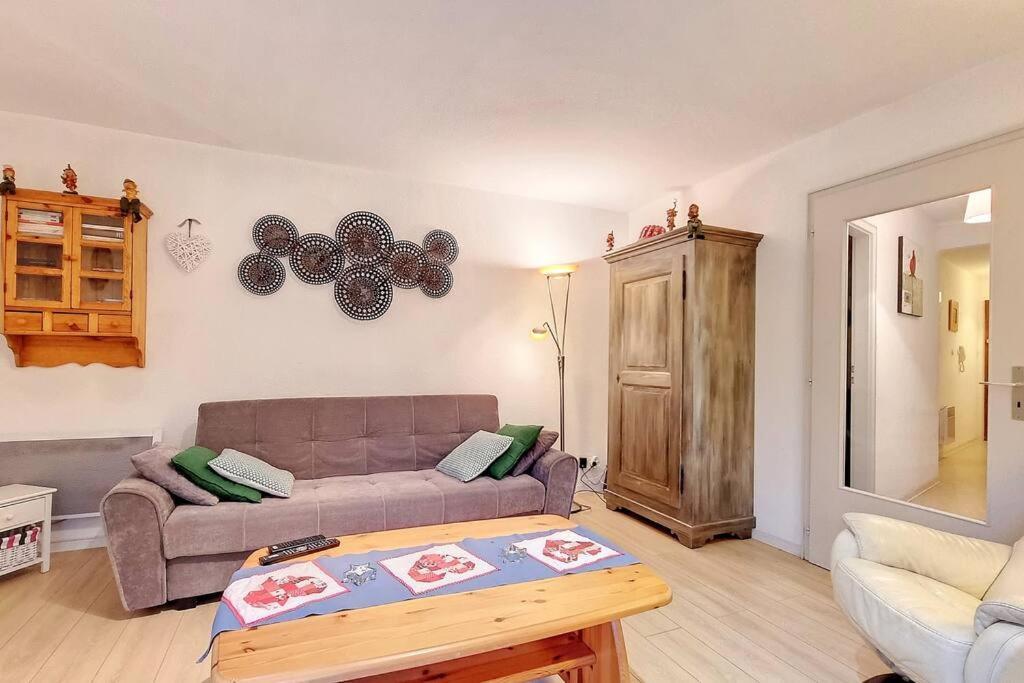 Chez Romane - Appartement Avec Parking Riquewihr Exterior foto